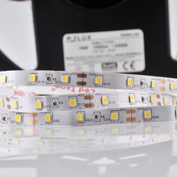 Bandă LED 5m LED/10W/12V IP20 3300K