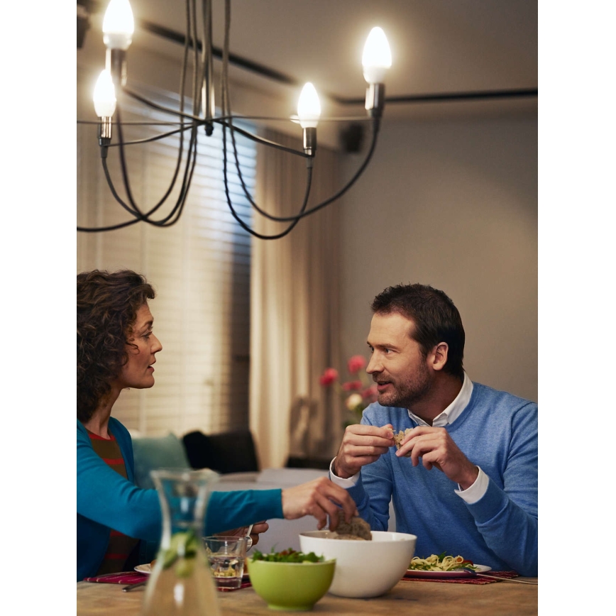 Bec LED lumanare Philips E14/4W/230V - CANDLE