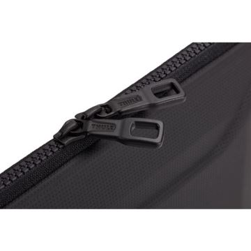 Husă pentru Macbook 16" Gauntlet 4 neagră Thule TL-TGSE2357K